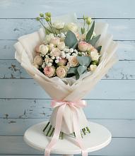Букет цветов из:  Розы и Лизиантусы #REPLACE_PRED# Тимирязева