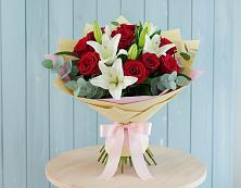 Букет цветов из:  Лилии и Розы в Тимирязева