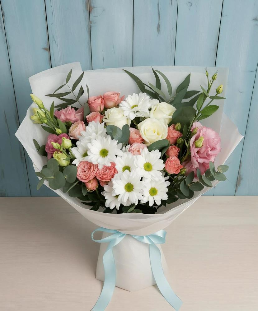 Букет цветов из: Розы, Лизиантусы и Хризантемы в Тимирязева