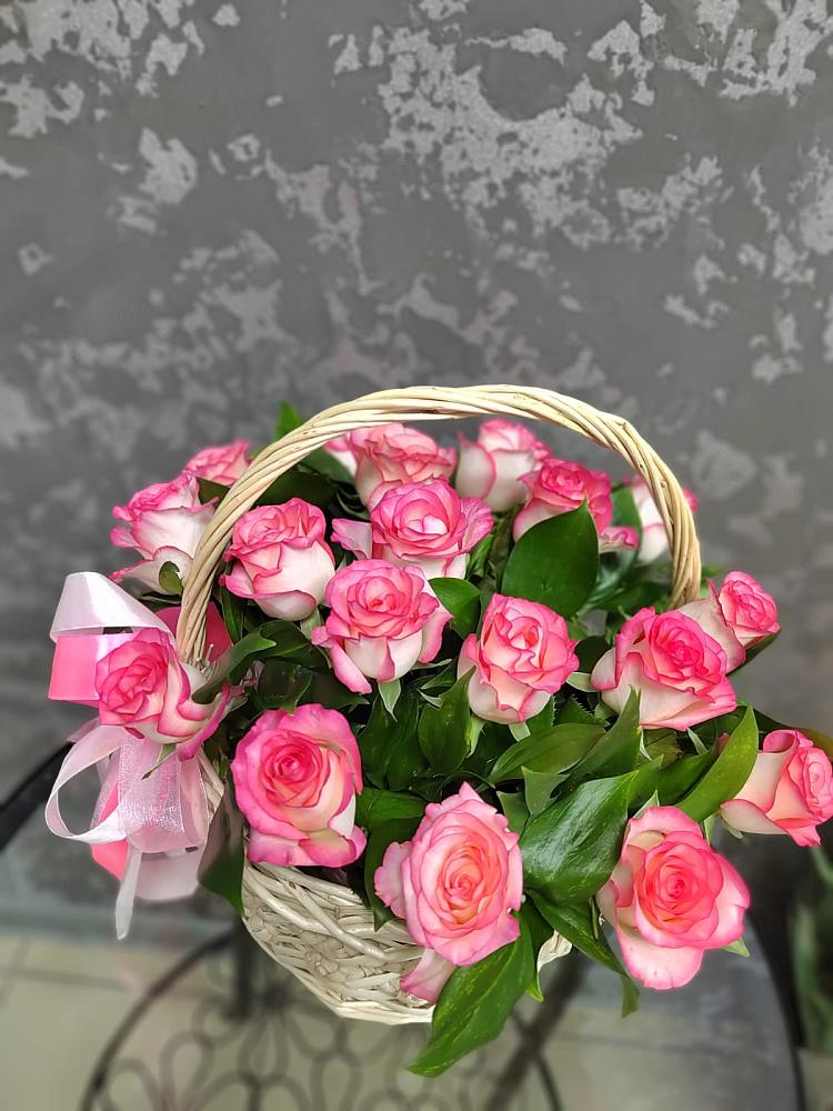 Цветочная композиция из Розы в корзине в Тимирязева