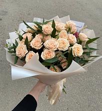 Букет Кремовые розы Латте в Тимирязева