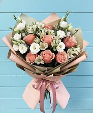 Букет цветов из:  Розы, Альстромерии и Лизиантусы в Тимирязева