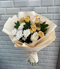 Букет цветов из:  Розы и Хризантемы в Тимирязева
