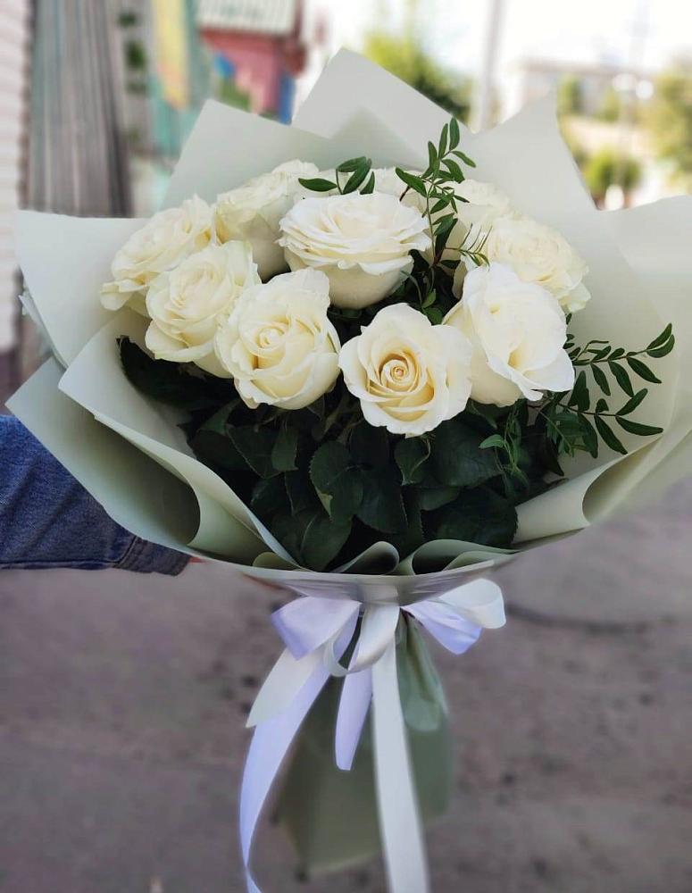 Букет Белые розы Проуд в Тимирязева