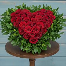 Цветочная композиция из Розы в виде сердца в Тимирязева