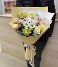 Букет цветов из:  Альстромерии, Розы и Хризантемы в Тимирязева
