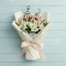 Букет цветов из:  Альстромерии в Тимирязева
