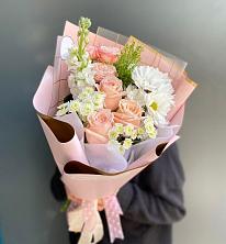 Букет цветов из:  Хризантемы и Розы в Тимирязева