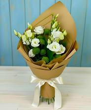 Букет цветов из:  Хризантемы и Лизиантусы в Тимирязева