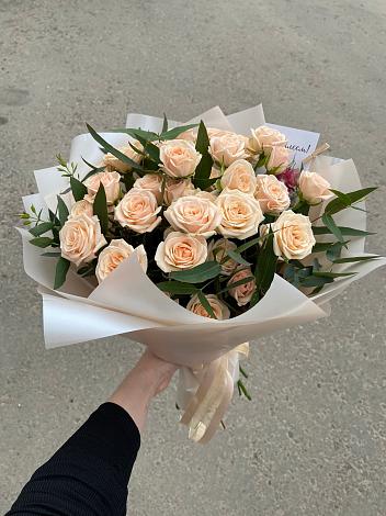 Букет Кремовые розы Латте в Тимирязева