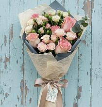 Букет цветов из:  Розы в Тимирязева