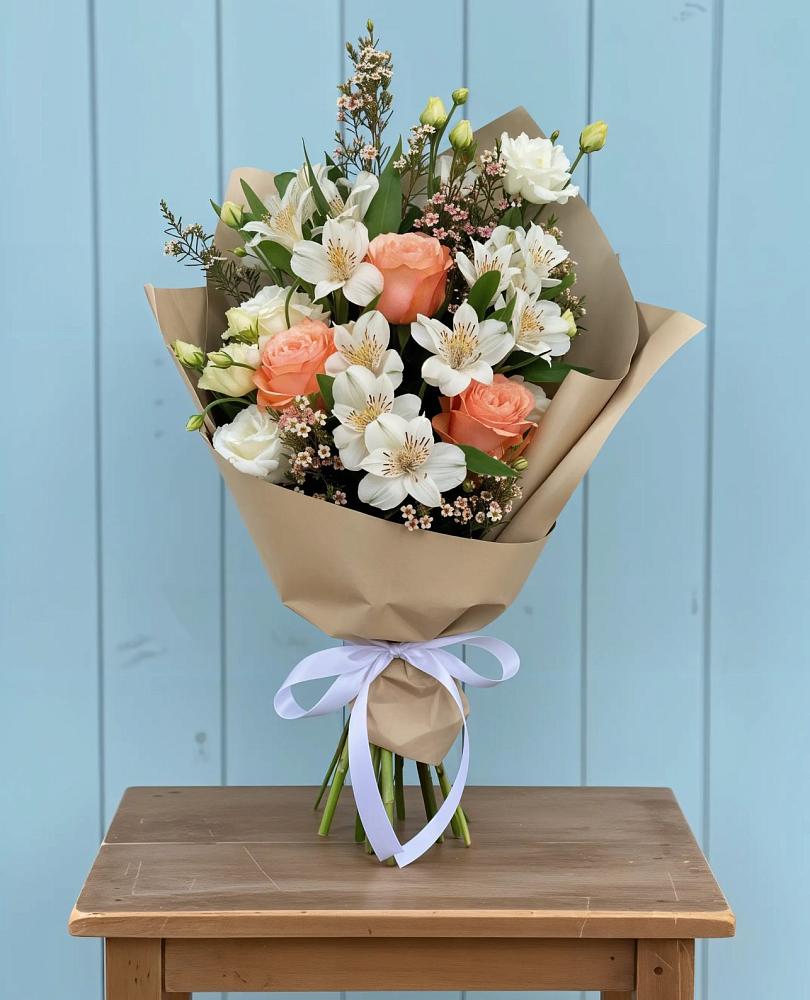 Букет цветов из: Альстромерии, Лизиантусы, Розы и Хризантемы в Тимирязева